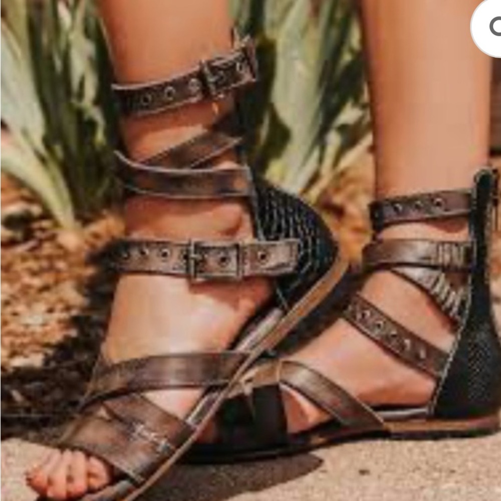 Freebird by Steven Sydney. Black Multi-Strappy Gladiator Sandals